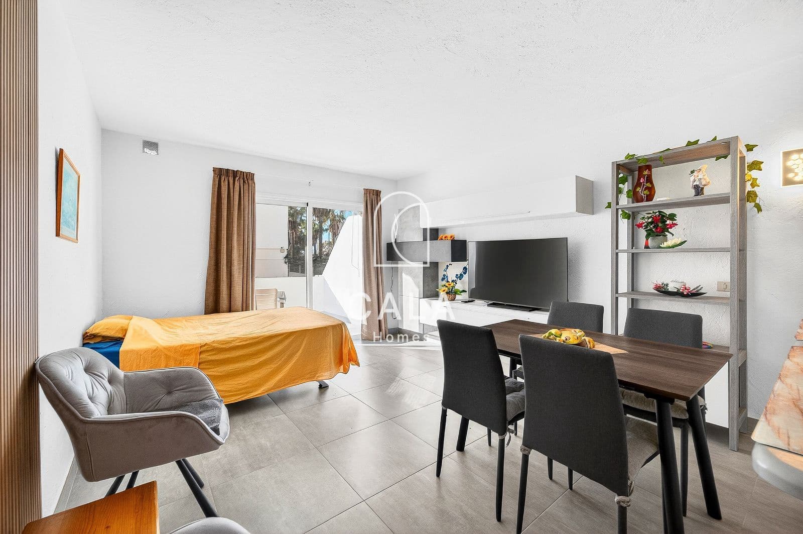 1 soverom Leilighet til salgs i Playa de las Americas med svømmebasseng - € 249 500 (Ref: 9535277)