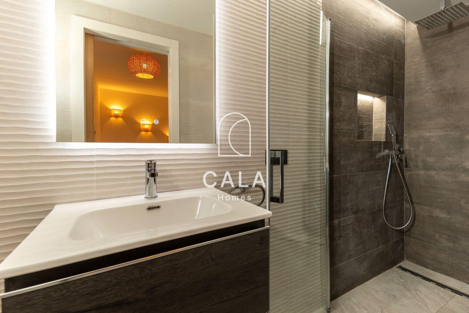 3 bedroom Townhouse for sale in Los Cristianos with pool garage - € 695,000 (Ref: 9559311)