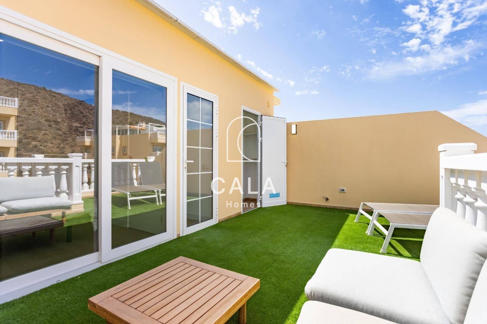 Piso de 3 habitaciones en Palm-Mar en venta con piscina garaje - 414.000 € (Ref: 9626608)