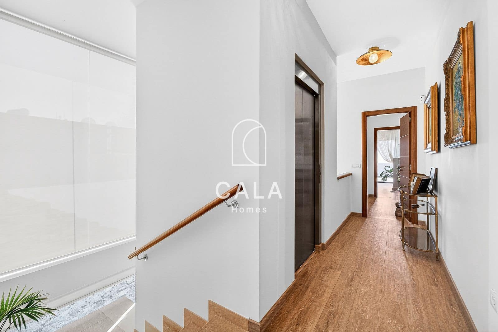 3 slaapkamer Huis te koop in San Eugenio met zwembad garage - € 2.500.000 (Ref: 9629416)