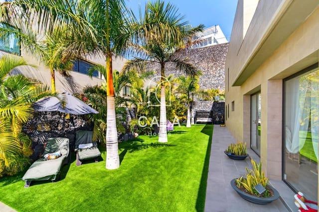 3 slaapkamer Huis te koop in San Eugenio, Adeje met zwembad garage - € 2.500.000 (Ref: 9629416)