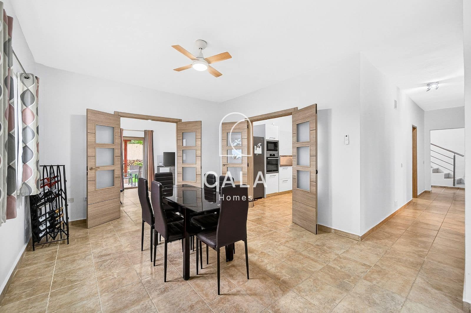 3 sovrum Villa till salu i Guia de Isora med garage - 515 000 € (Ref: 9658014)