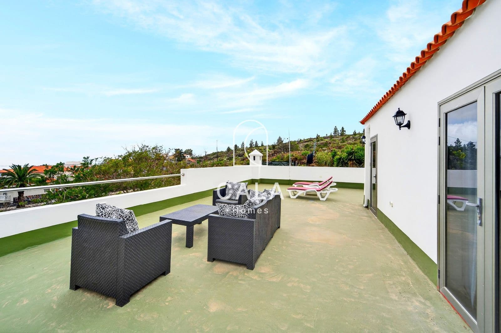 3 sovrum Villa till salu i Guia de Isora med garage - 515 000 € (Ref: 9658014)