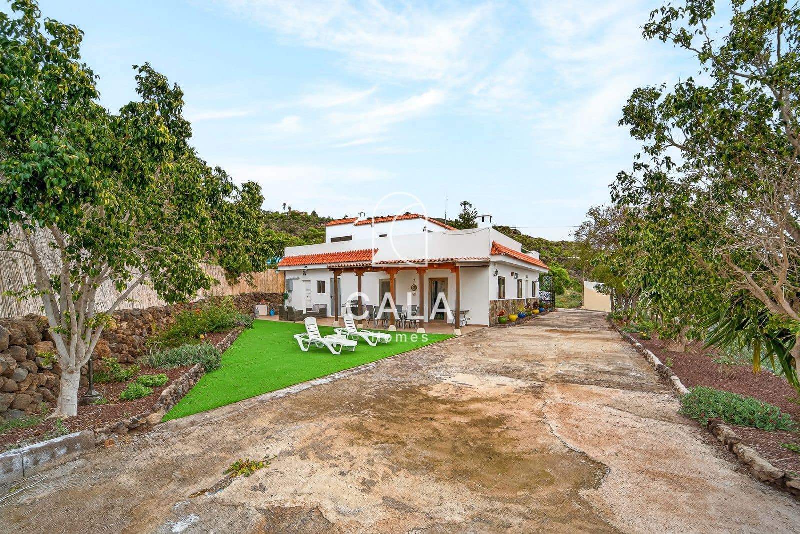 3 sovrum Villa till salu i Guia de Isora med garage - 515 000 € (Ref: 9658014)