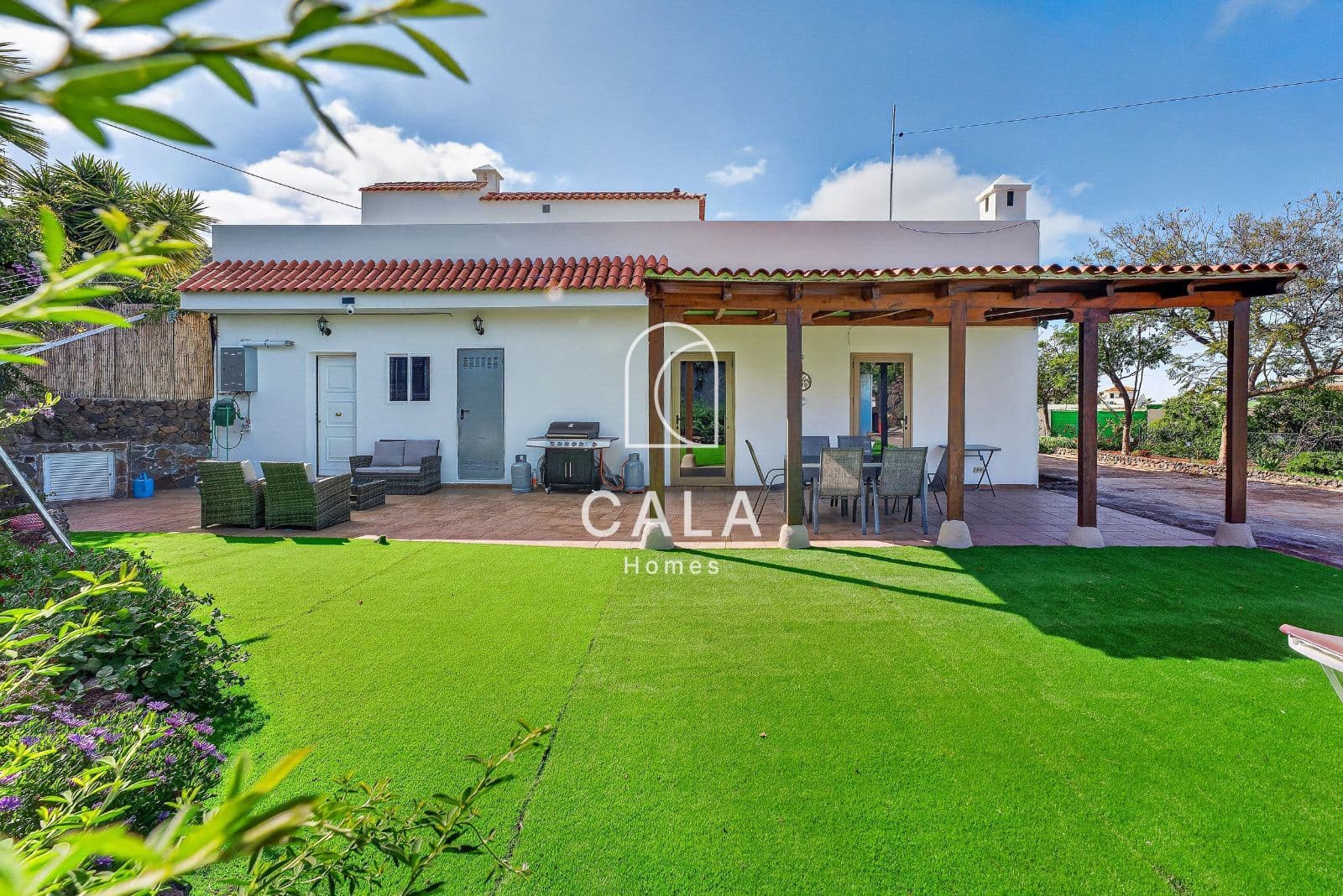 3 Zimmer Villa zu verkaufen in Guia de Isora mit Garage - 515.000 € (Ref: 9658014)