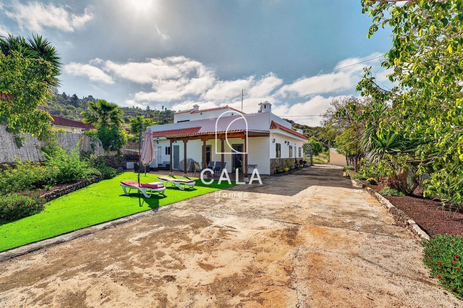 3 Zimmer Villa zu verkaufen in Guia de Isora mit Garage - 515.000 € (Ref: 9658014)