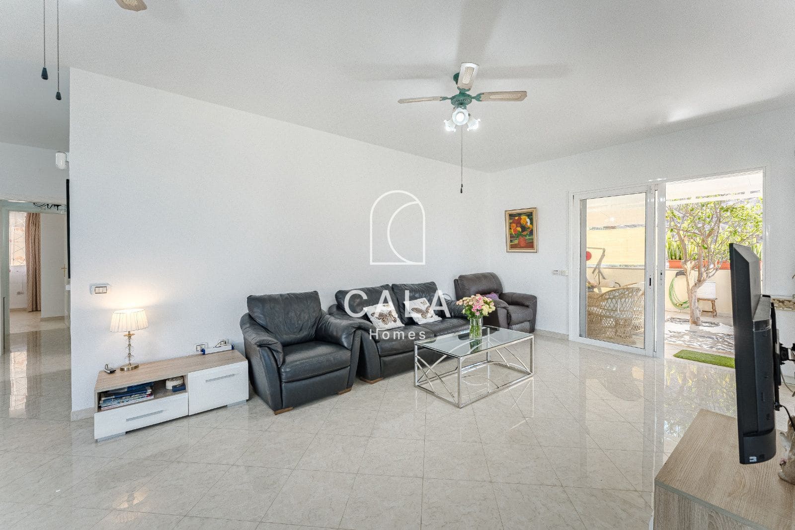 Chalet de 6 habitaciones en Los Cristianos en venta con piscina garaje - 1.800.000 € (Ref: 9708180)