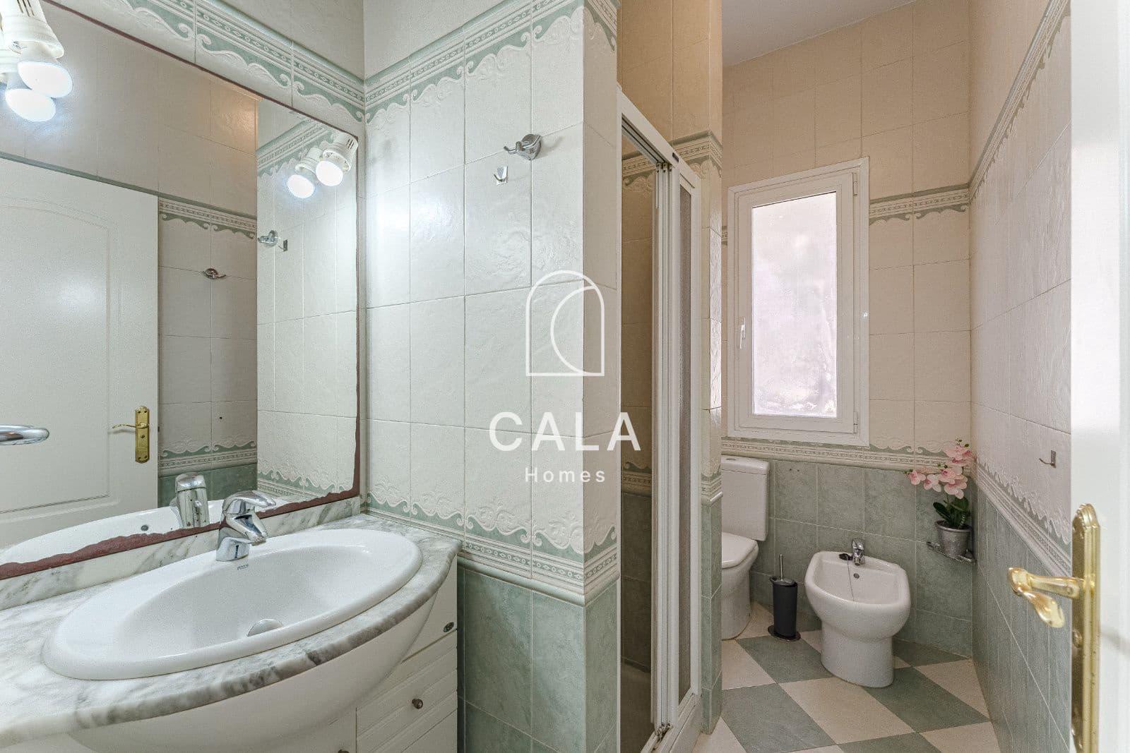 Chalet de 6 habitaciones en Los Cristianos en venta con piscina garaje - 1.800.000 € (Ref: 9708180)