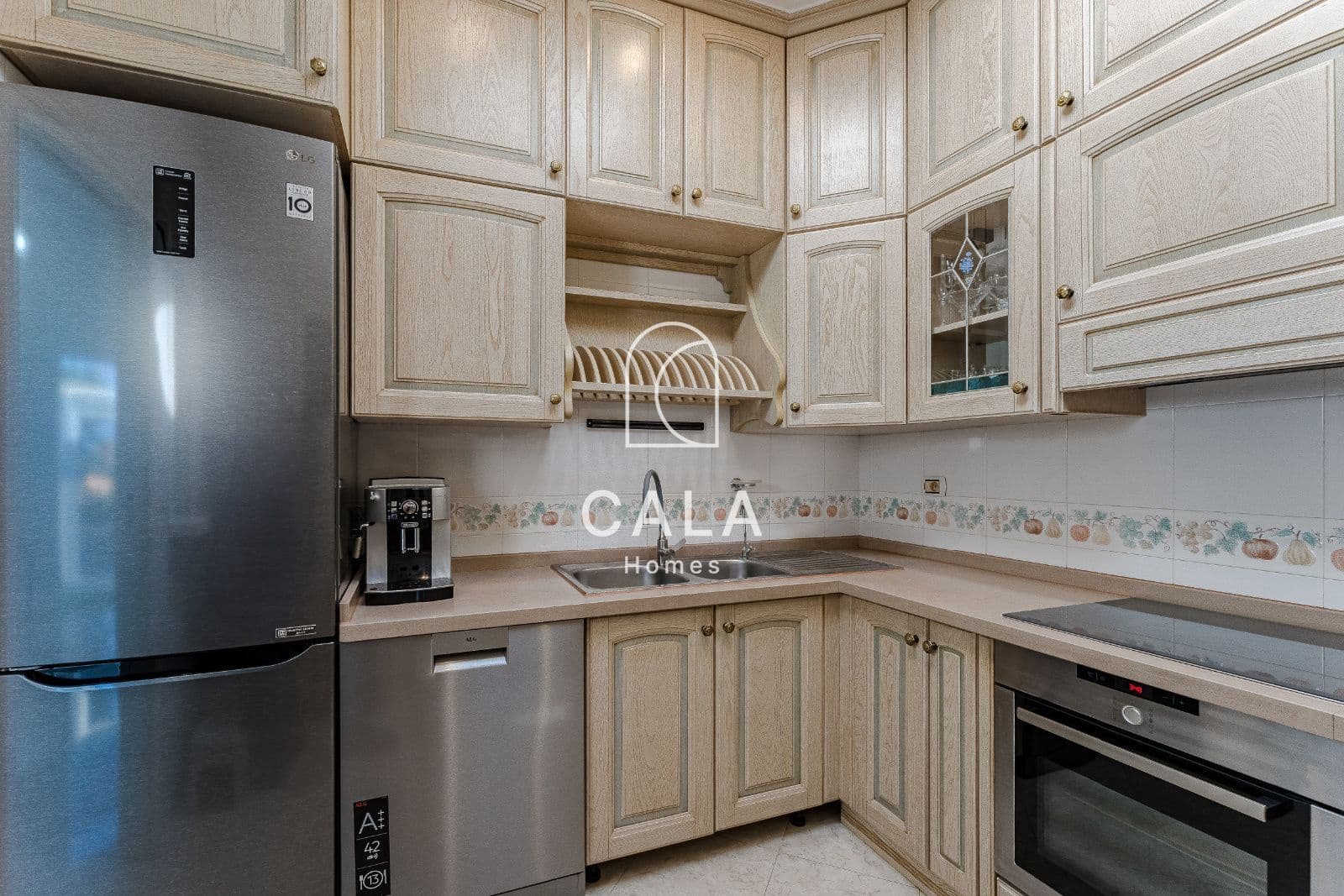 Chalet de 6 habitaciones en Los Cristianos en venta con piscina garaje - 1.800.000 € (Ref: 9708180)