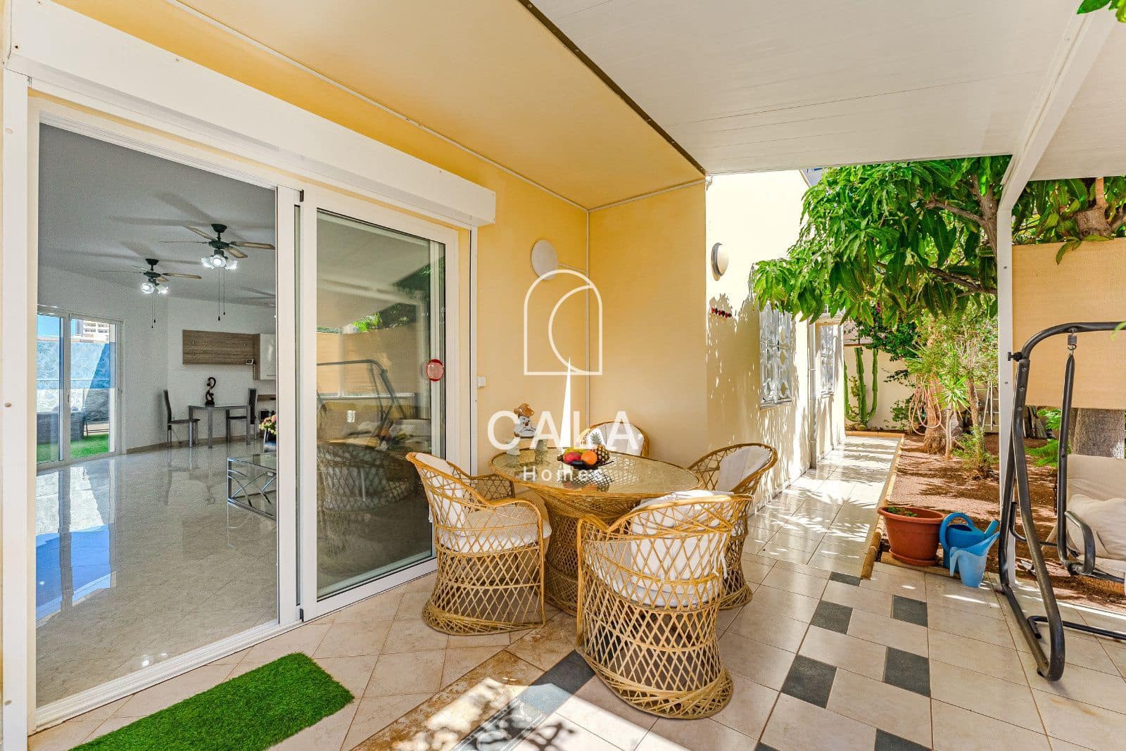 Chalet de 6 habitaciones en Los Cristianos en venta con piscina garaje - 1.800.000 € (Ref: 9708180)