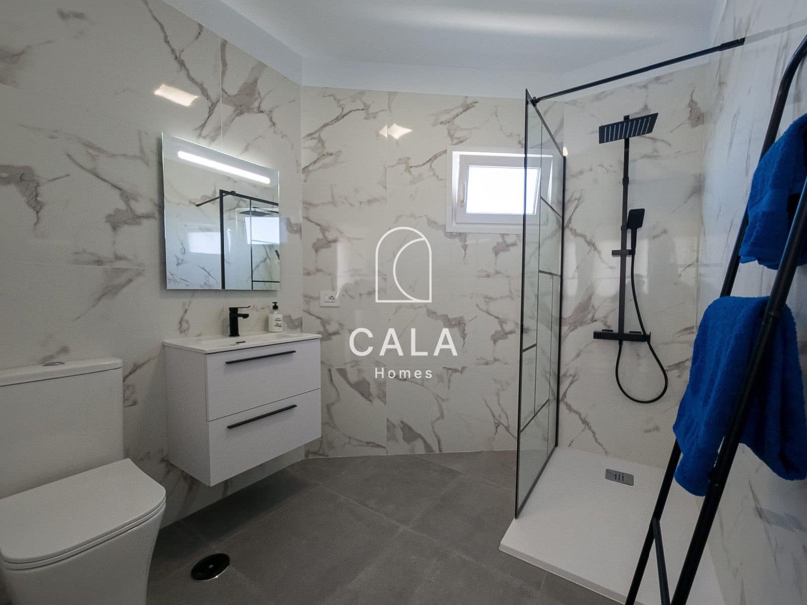 2 bedroom Penthouse for sale in Puerto Santiago - € 305,000 (Ref: 9709102)