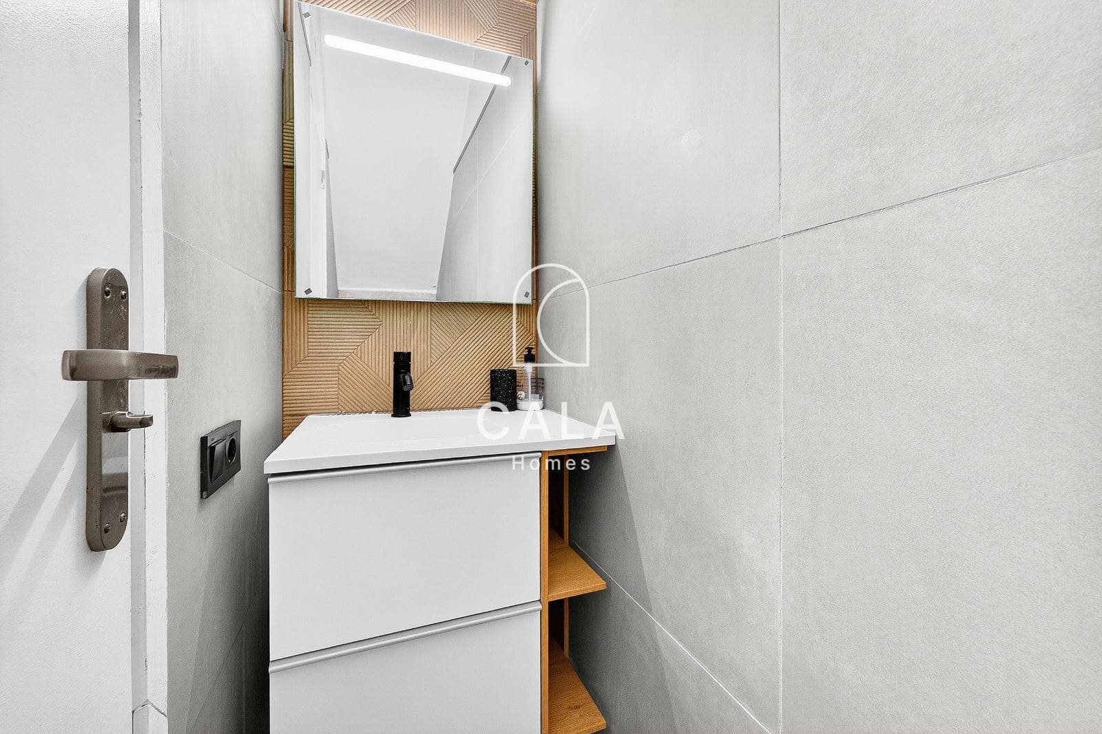 2 soveværelse Byhus til salg i Playa de las Americas med swimmingpool - € 320.000 (Ref: 9730844)