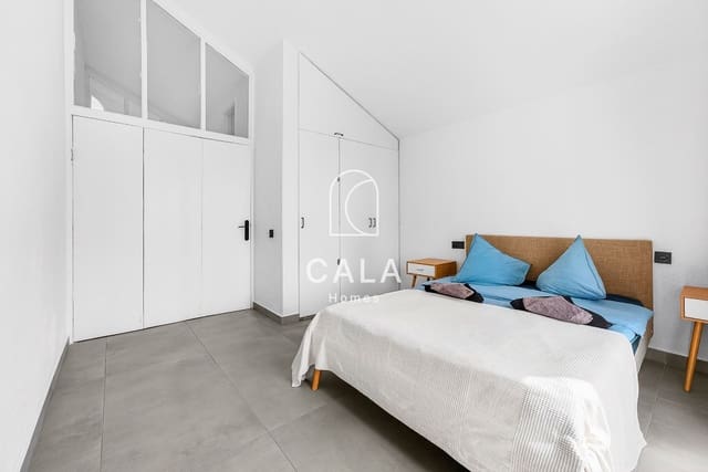 2 soverom Hus til salgs i Playa de las Americas, Arona med svømmebasseng - € 320 000 (Ref: 9730844)