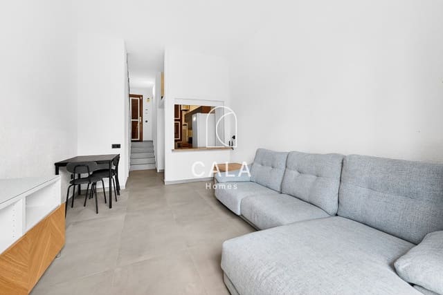 2 soverom Hus til salgs i Playa de las Americas, Arona med svømmebasseng - € 320 000 (Ref: 9730844)