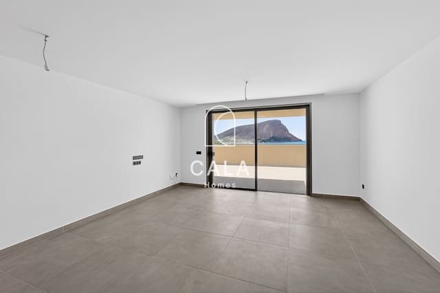 3 quarto Apartamento para venda em El Medano, Granadilla de Abona com piscina garagem - 590 000 € (Ref: 9734064)