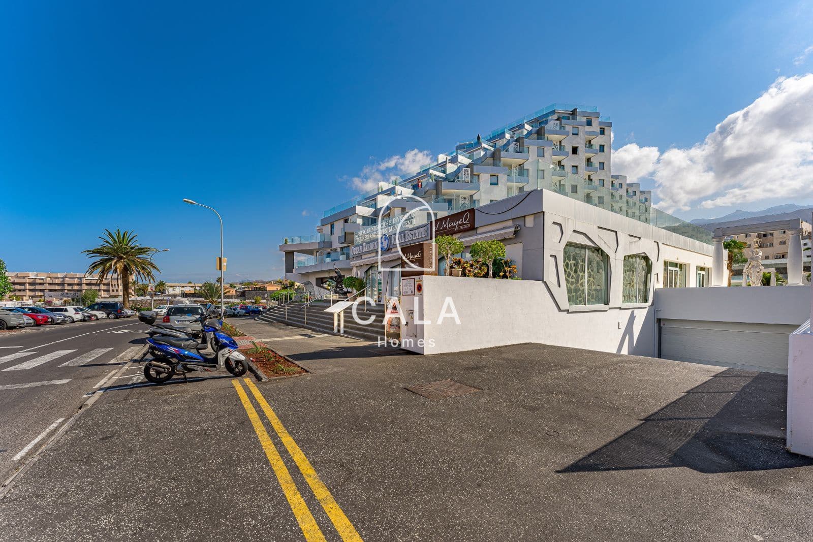 3 bedroom Flat for sale in Playa Paraiso with pool garage - € 660,000 (Ref: 9740596)