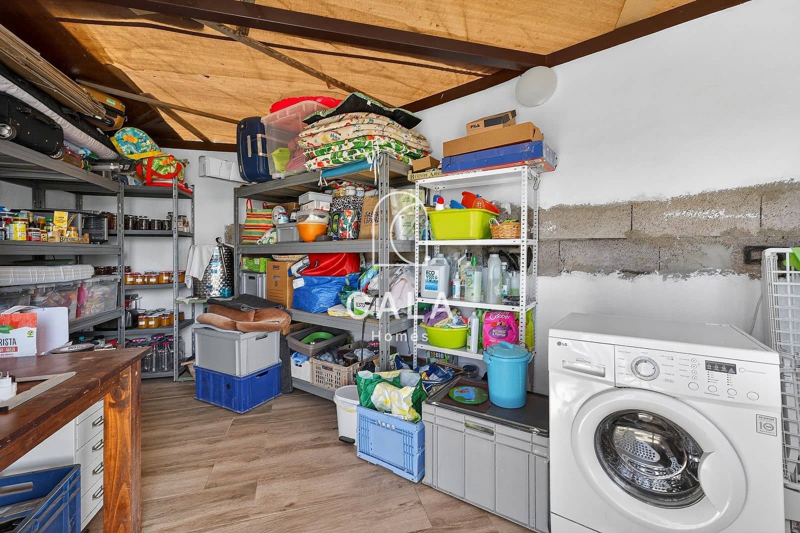 3 bedroom Villa for sale in Guia de Isora with pool garage - € 790,000 (Ref: 9758091)