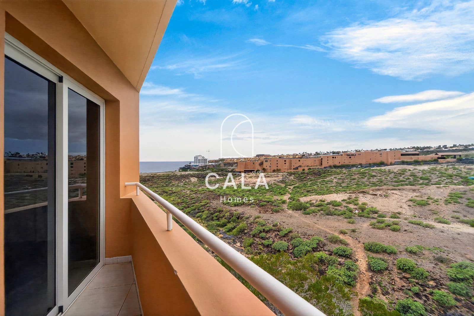 1 bedroom Penthouse for sale in Los Abrigos - € 218,000 (Ref: 9761520)