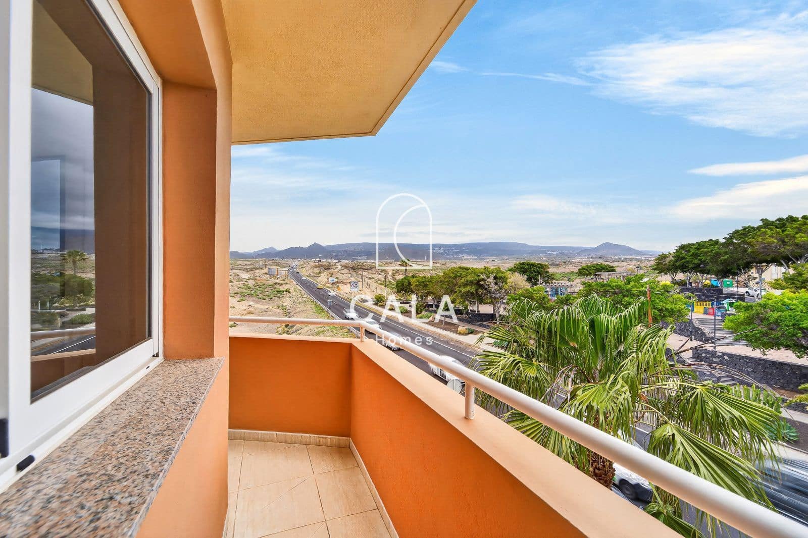 1 bedroom Penthouse for sale in Los Abrigos - € 218,000 (Ref: 9761520)