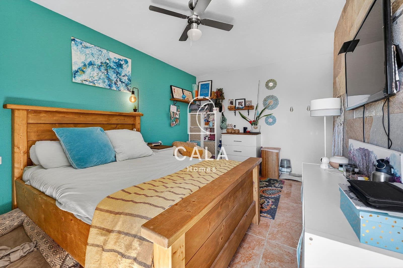 4 makuuhuone Omakotitalo myytävänä paikassa Torviscas mukana uima-altaan 
autotalli - 895 000 € (Ref: 9772034)