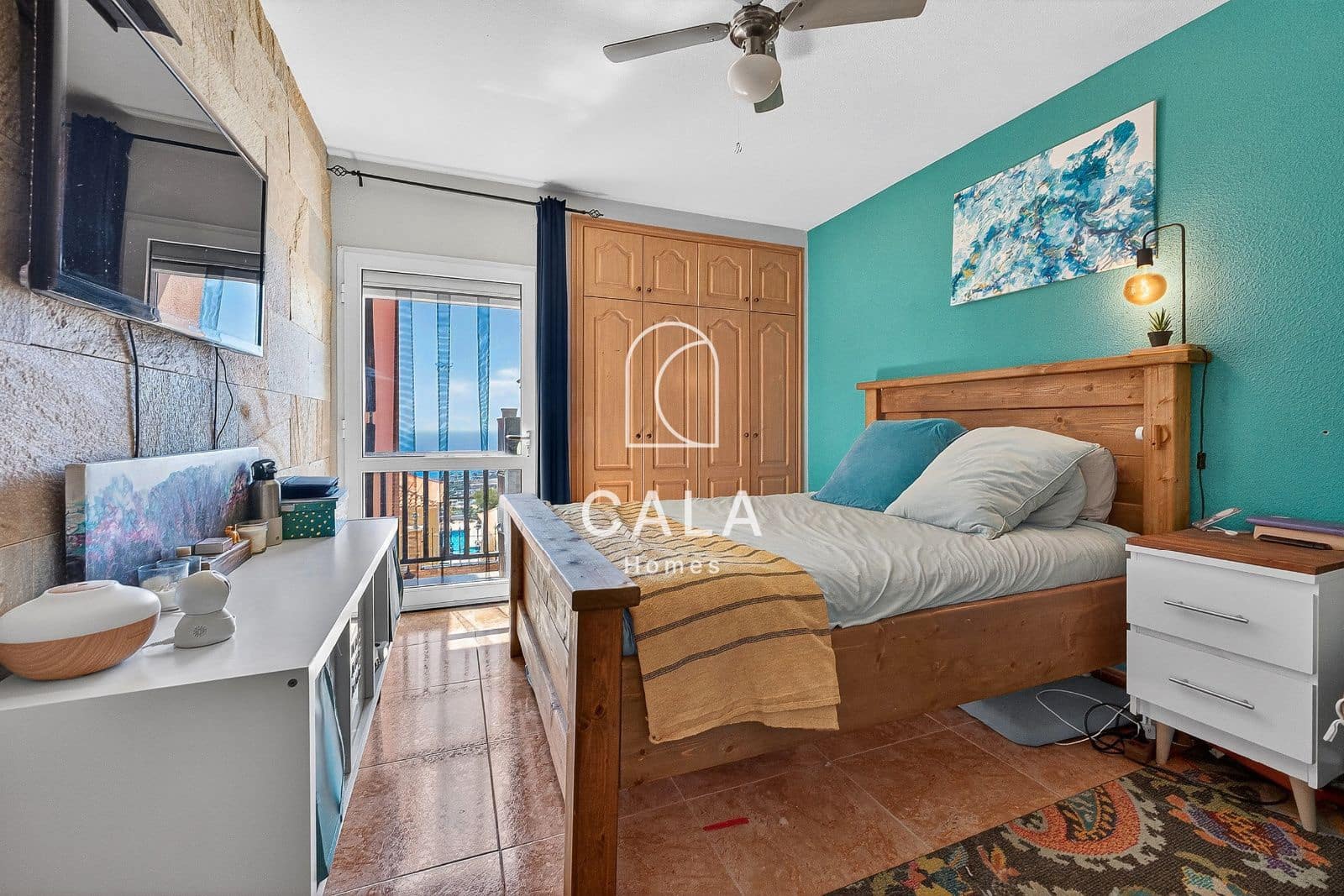 4 makuuhuone Omakotitalo myytävänä paikassa Torviscas mukana uima-altaan 
autotalli - 895 000 € (Ref: 9772034)