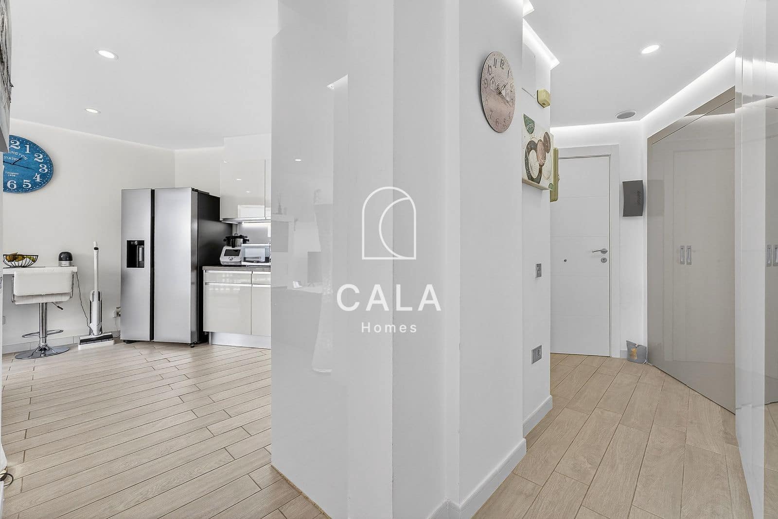 2 sypialnia Mieszkanie na sprzedaż w Playa Paraiso z basenem garażem - 709 000 € (Ref: 9789882)