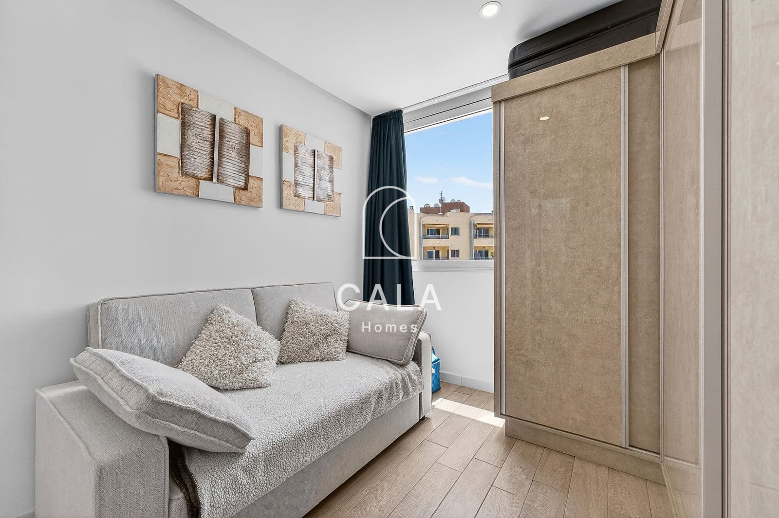 2 sypialnia Mieszkanie na sprzedaż w Playa Paraiso z basenem garażem - 709 000 € (Ref: 9789882)