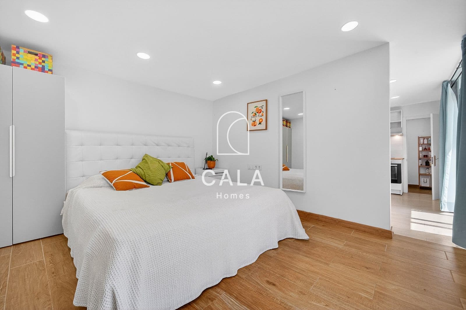 5 slaapkamer Villa te koop in Piedra Hincada met garage - € 977.000 (Ref: 9793506)