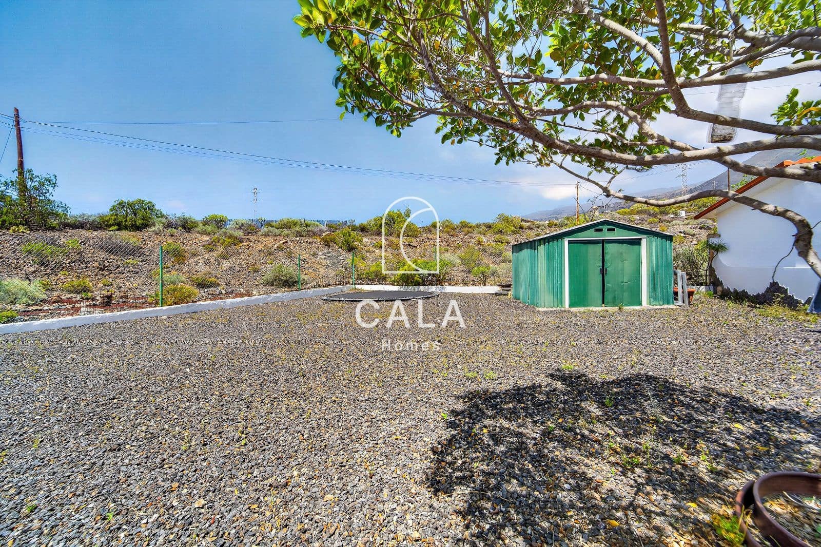 5 slaapkamer Villa te koop in Piedra Hincada met garage - € 977.000 (Ref: 9793506)