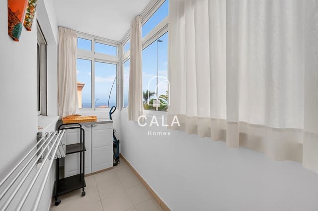 2 soverom Leilighet til salgs i Puerto Santiago, Santiago del Teide med garasje - € 250 000 (Ref: 9793507)