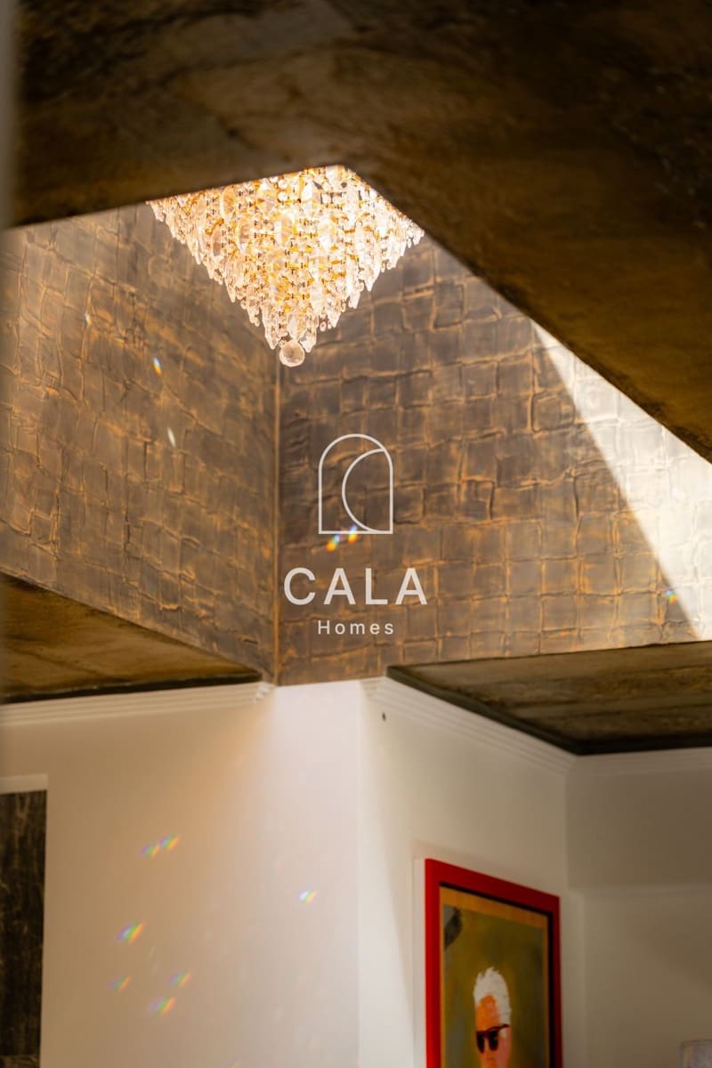 5 makuuhuone Omakotitalo myytävänä paikassa Costa Adeje mukana uima-altaan 
autotalli - 5 500 000 € (Ref: 9807023)