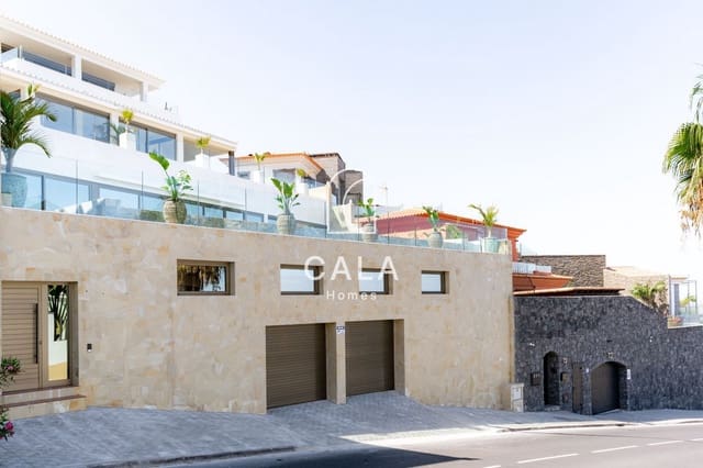 5 makuuhuone Omakotitalo myytävänä paikassa San Eugenio Alto, Adeje mukana uima-altaan 
autotalli - 5 500 000 € (Ref: 9807023)