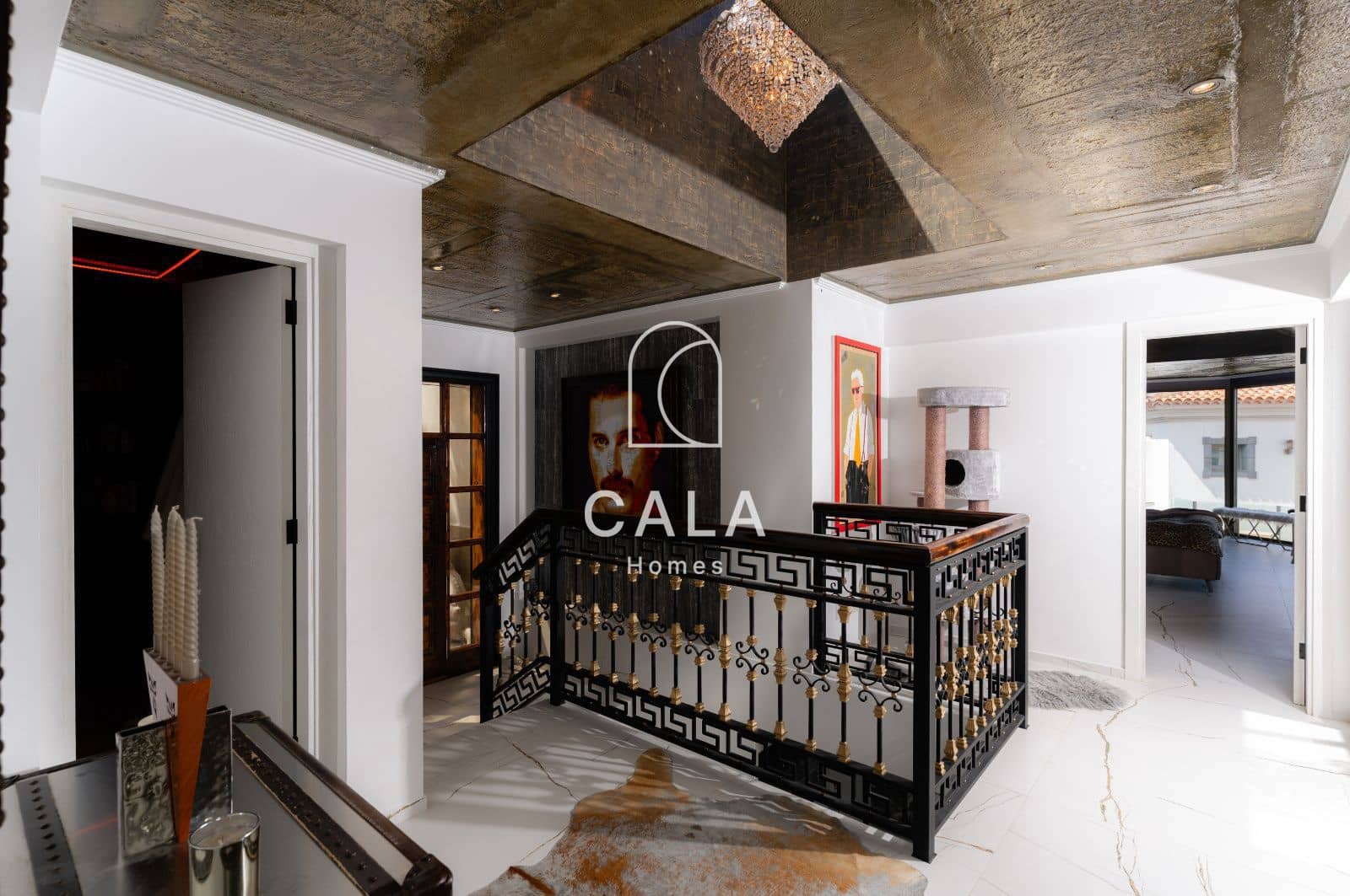 5 makuuhuone Omakotitalo myytävänä paikassa Costa Adeje mukana uima-altaan 
autotalli - 5 500 000 € (Ref: 9807023)