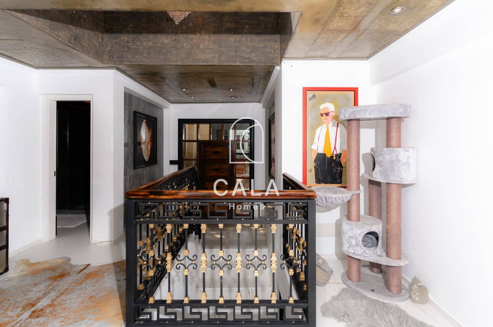 5 makuuhuone Omakotitalo myytävänä paikassa Costa Adeje mukana uima-altaan 
autotalli - 5 500 000 € (Ref: 9807023)