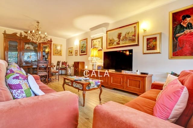 3 soveværelse Villa til salg i Costa del Silencio, Arona med garage - € 530.000 (Ref: 9807476)