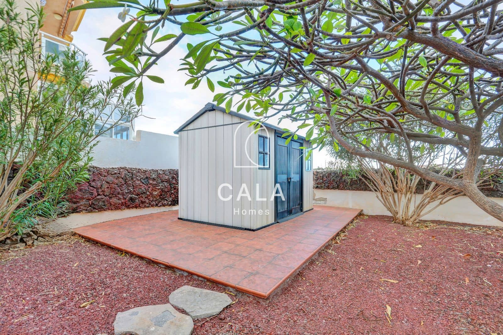 3 soveværelse Villa til salg i Costa del Silencio med garage - € 530.000 (Ref: 9807476)