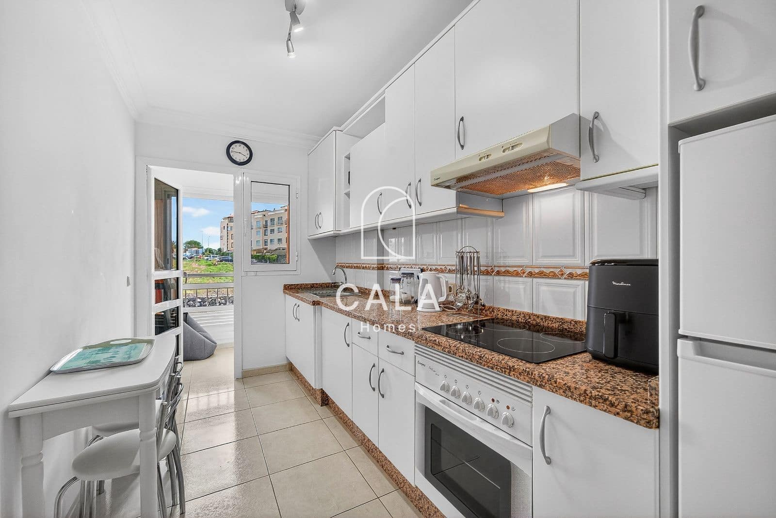2 bedroom Flat for sale in Callao Salvaje with pool garage - € 345,000 (Ref: 9815046)