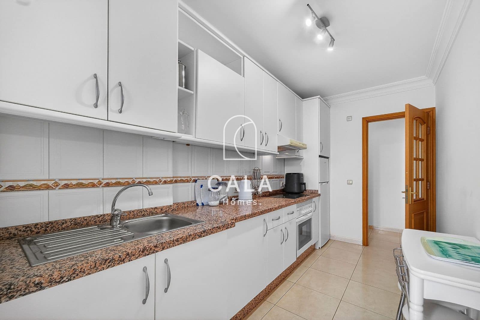 2 bedroom Flat for sale in Callao Salvaje with pool garage - € 345,000 (Ref: 9815046)