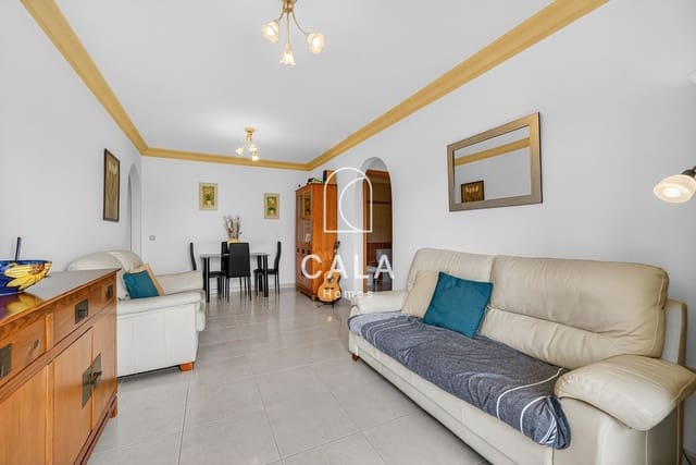 2 bedroom Flat for sale in Callao Salvaje, Adeje with pool garage - € 345,000 (Ref: 9815046)