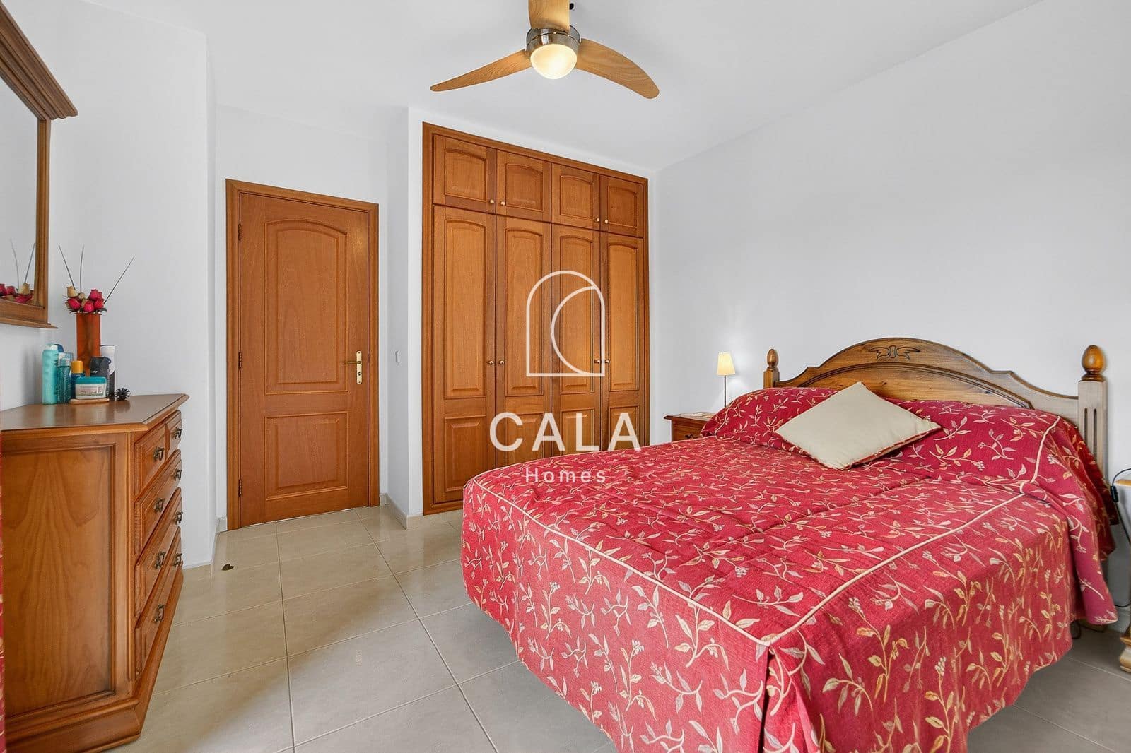 2 bedroom Flat for sale in Callao Salvaje with pool garage - € 345,000 (Ref: 9815046)