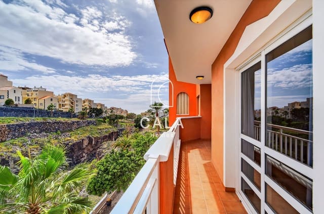 2 bedroom Flat for sale in Callao Salvaje, Adeje with pool garage - € 345,000 (Ref: 9815046)