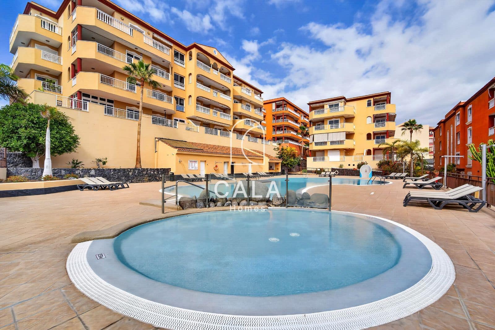 2 bedroom Flat for sale in Callao Salvaje with pool garage - € 345,000 (Ref: 9815046)