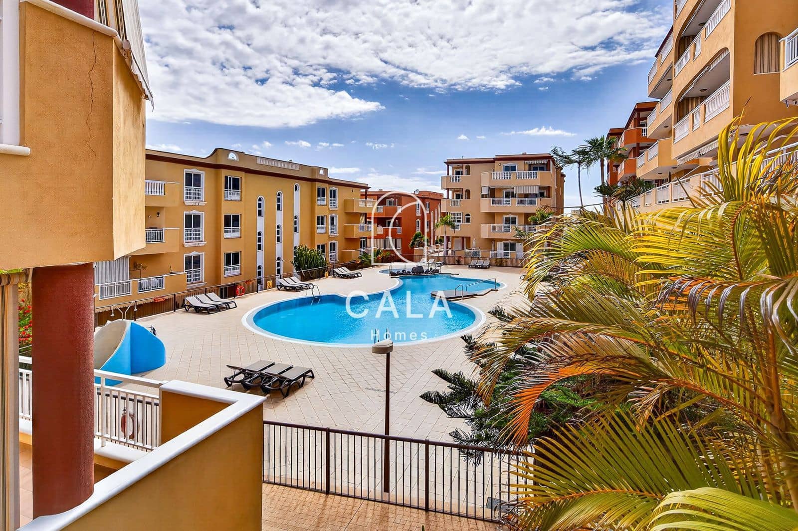 2 bedroom Flat for sale in Callao Salvaje with pool garage - € 345,000 (Ref: 9815046)