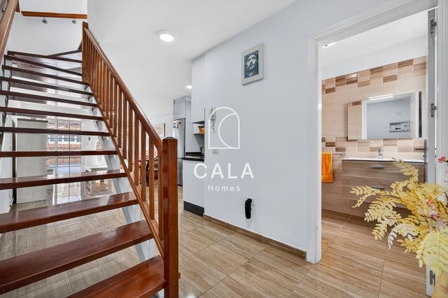 2 soverom Hus til salgs i Palm-Mar, Arona med garasje - € 450 000 (Ref: 9821838)