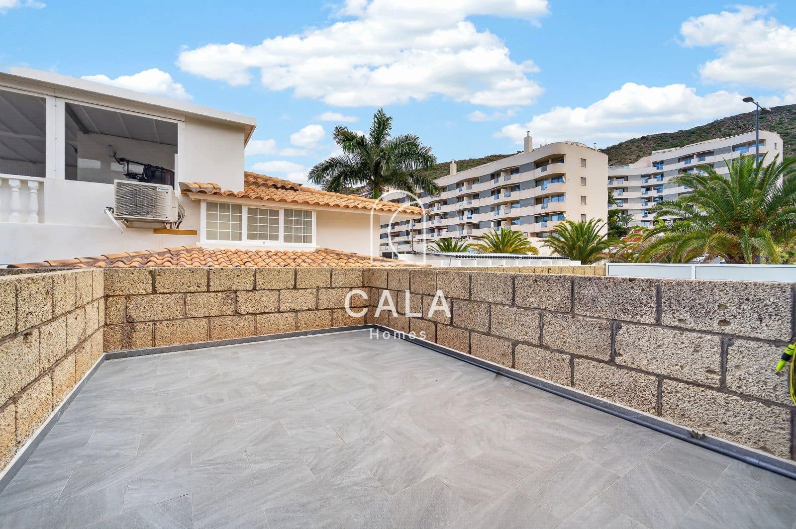 2 soverom Hus til salgs i Palm-Mar med garasje - € 450 000 (Ref: 9821838)