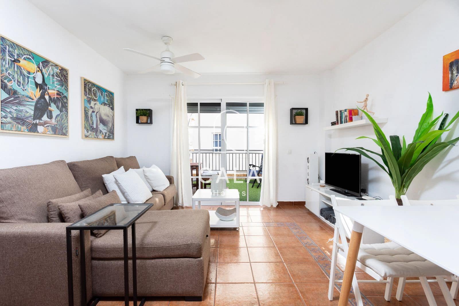 2 bedroom Flat for sale in Callao Salvaje with pool garage - € 290,000 (Ref: 9821873)