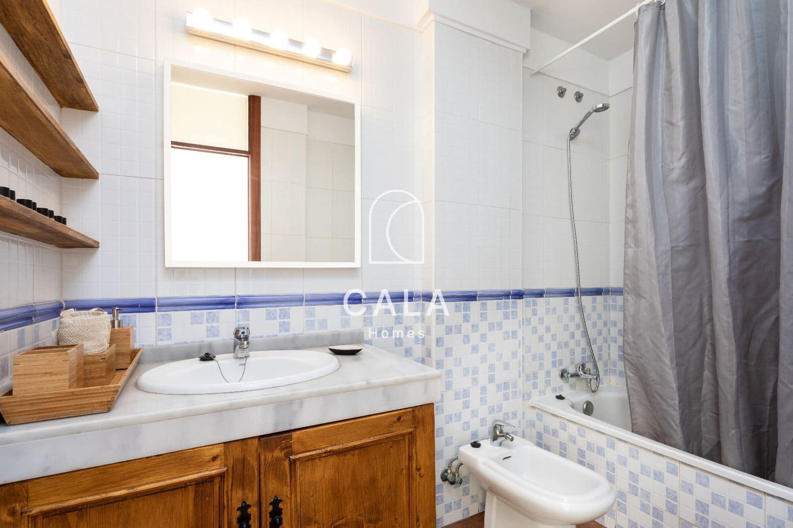 2 bedroom Flat for sale in Callao Salvaje with pool garage - € 290,000 (Ref: 9821873)