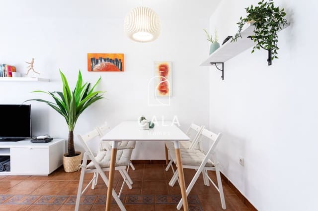 Piso de 2 habitaciones en Callao Salvaje, Adeje en venta con piscina garaje - 290.000 € (Ref: 9821873)