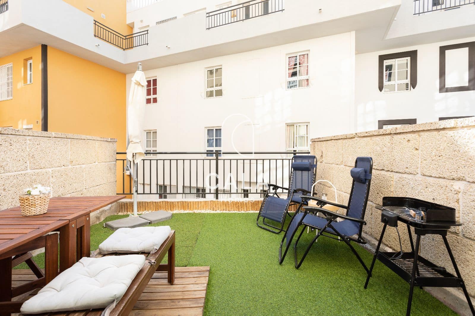 2 bedroom Flat for sale in Callao Salvaje with pool garage - € 290,000 (Ref: 9821873)