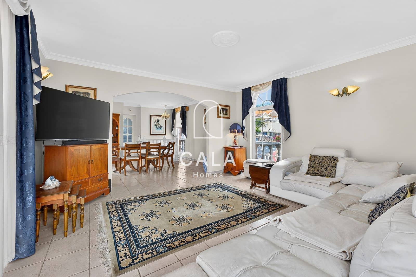 4 bedroom Villa for sale in Callao Salvaje with pool garage - € 1,175,000 (Ref: 9824223)